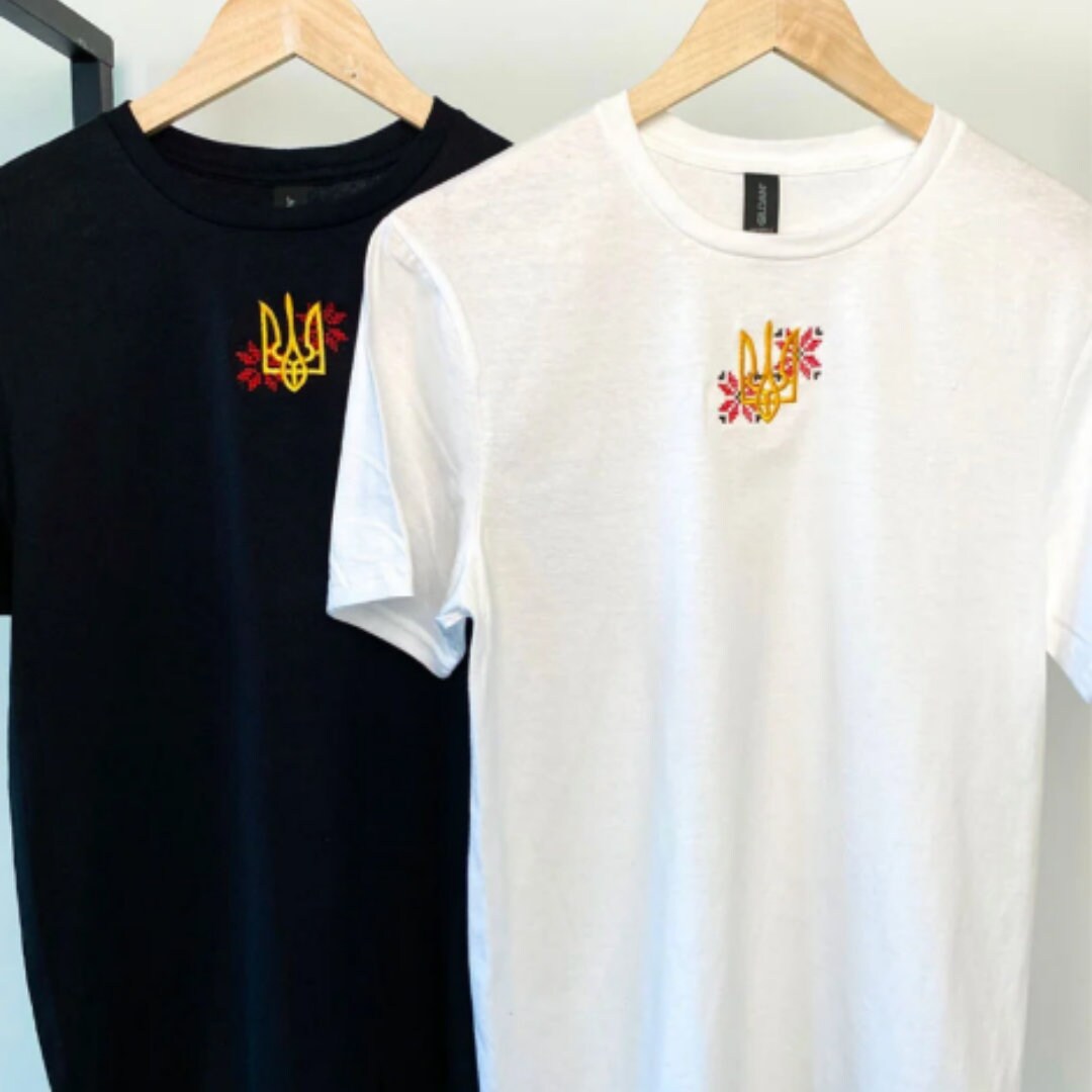 Ukrainian T Shirt with Embroidered Ukrainian Tryzub and Ornament (Футболка чол.)