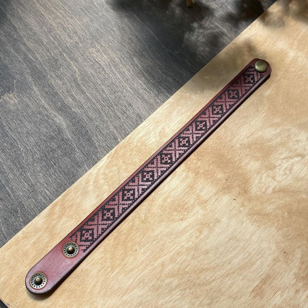 Handmade Leather Bracelet with Ukrainian Ornament (Браслет)