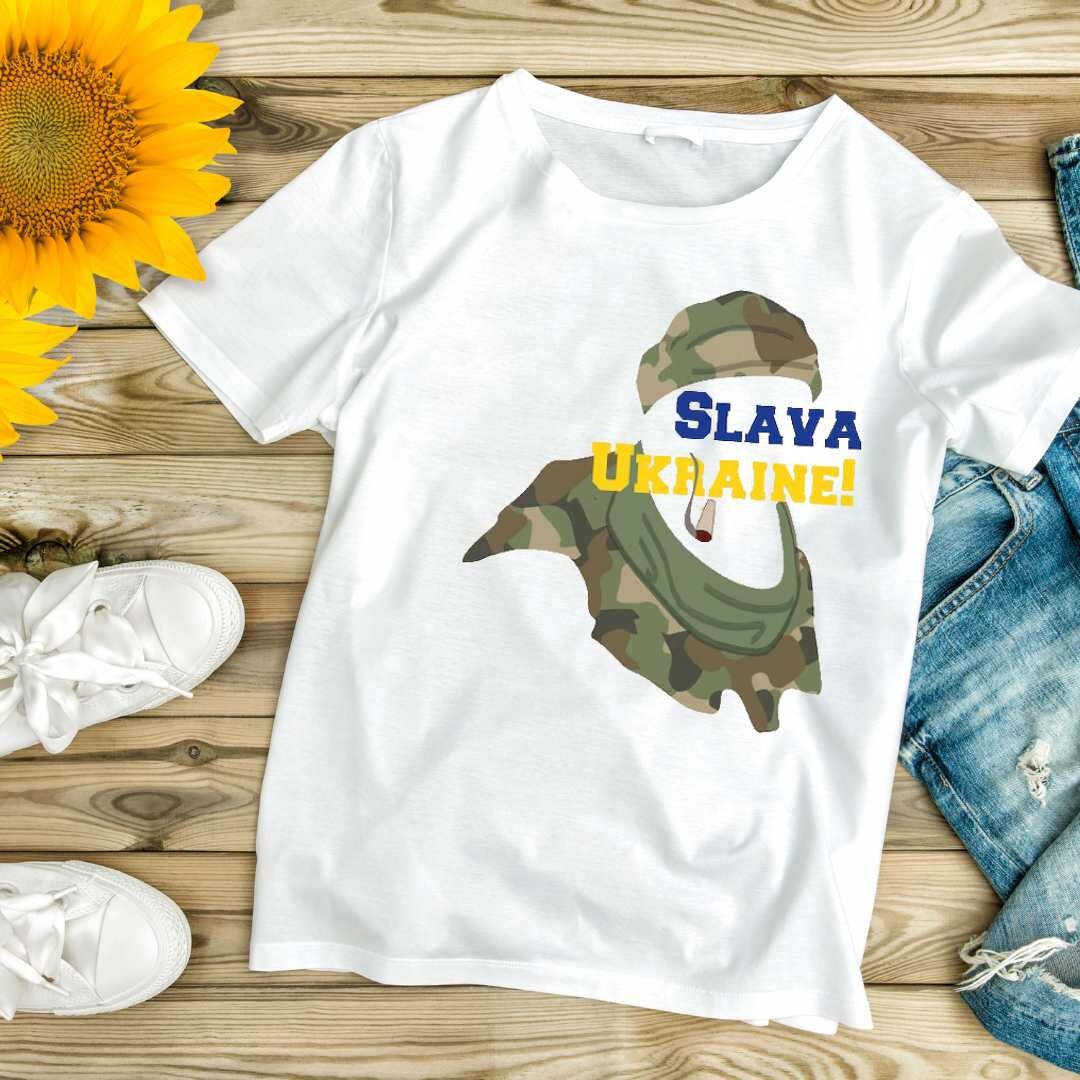 Women's Ukrainian T Shirt with ZSU Hero Print (Футболка жін.)