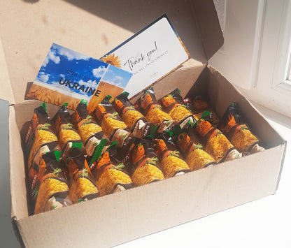 Patriotic Gifts to Soldiers – Volunteer Support Package Sent to Frontline with Postcard