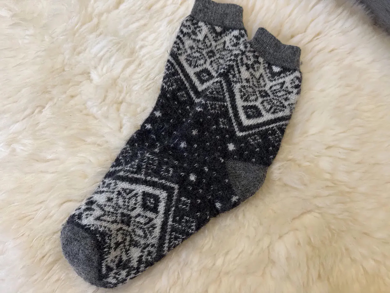 Handmade Ukrainian Wool Socks for Men, Extra Warm Carpathian Artisan Knitwear, 100% Sheep Wool Winter Socks