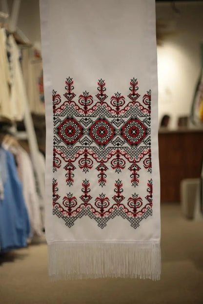 Ukrainian Rushnyk "Zlahoda" Black and Red – Traditional Embroidered Towel on Homespun Fabric – Cross-Stitch Machine Embroidery 175x32cm