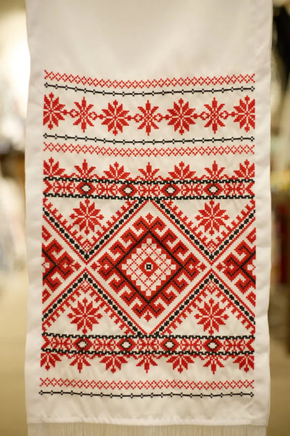 Ukrainian Embroidered Rushnyk "Dobrobut" – Traditional Towel with Cross-Stitch Machine Embroidery – 175x32cm on Homespun Fabric
