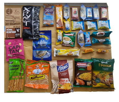 Patriotic Gifts to Soldiers – Volunteer Support Package Sent to Frontline with Postcard