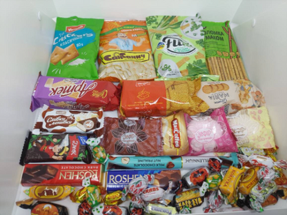 Patriotic Gifts to Soldiers – Volunteer Support Package Sent to Frontline with Postcard