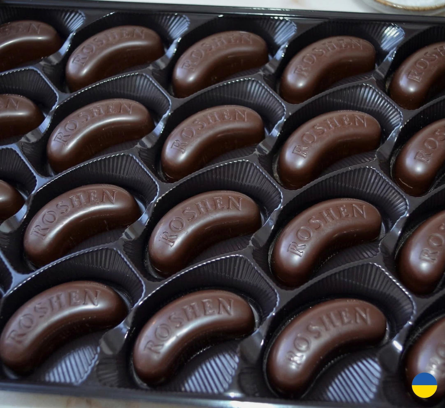 Ukrainian Roshen Shooters Liqueur Chocolate 150g | Dark Chocolate Candies with Rum, Brandy, Whiskey | Adult Gift Box for Her. Made in Ukraine