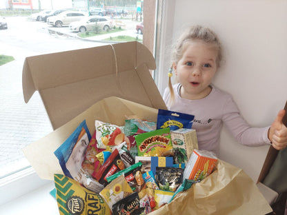 Ukrainian Box (Style 1). Surprise Box from Ukraine (Українські сувеніри)