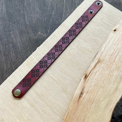 Handmade Leather Bracelet with Ukrainian Ornament (Браслет)
