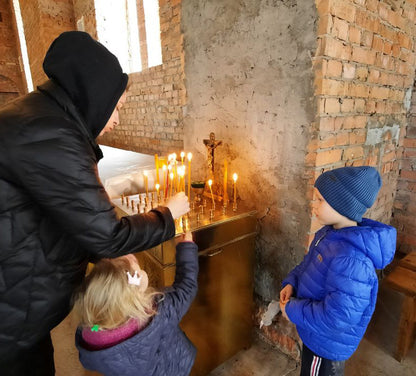 Support the Ukrainian little artist. (Дитяча картина)