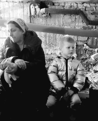 Support the Ukrainian little artist. (Дитяча картина)